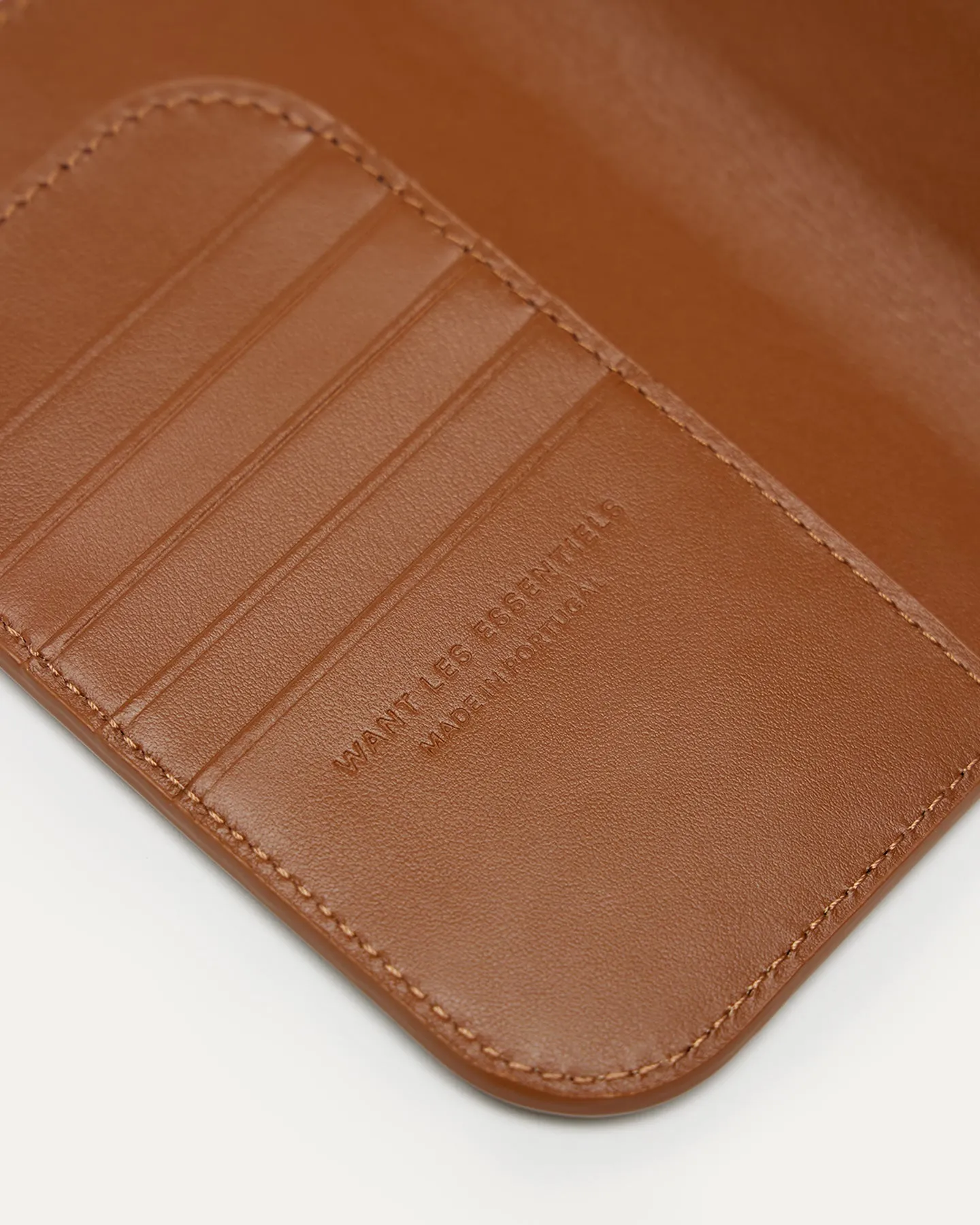 Arch Smooth Leather Passport Cover